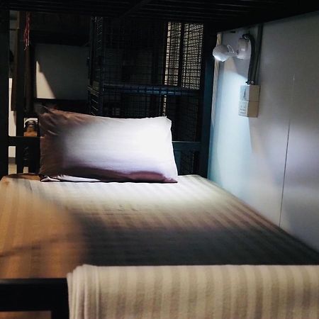 Wild Ones Hostel 曼谷 外观 照片