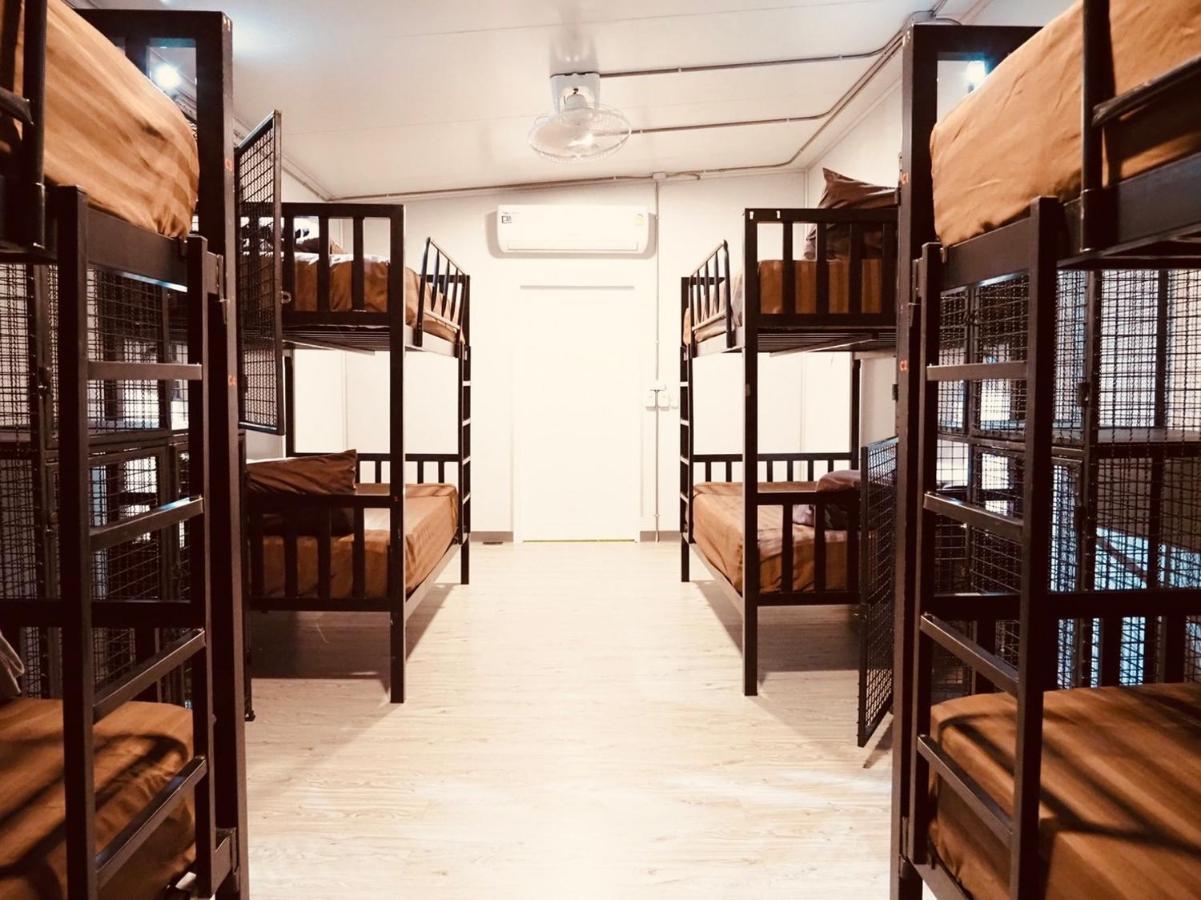 Wild Ones Hostel 曼谷 外观 照片